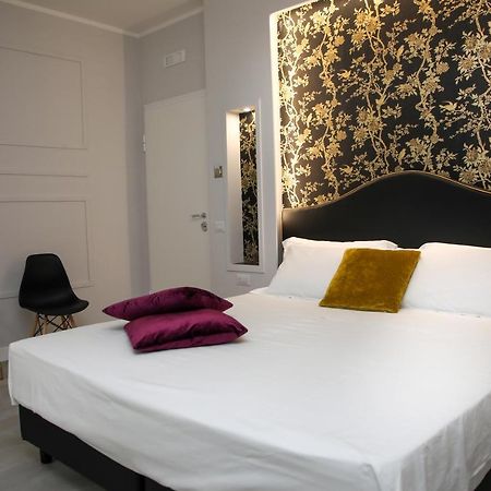 Principessa Isabella Luxury Rooms Salerno Luaran gambar