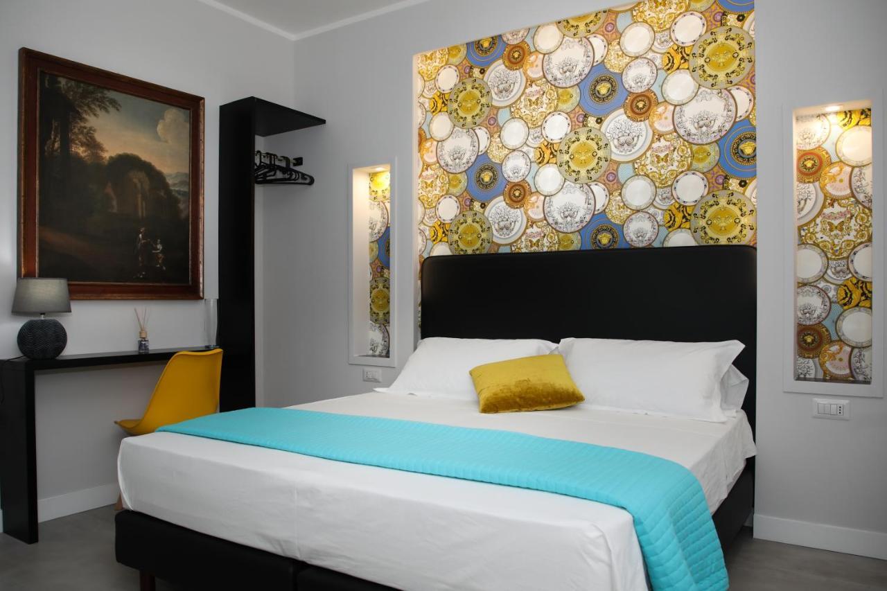 Principessa Isabella Luxury Rooms Salerno Luaran gambar